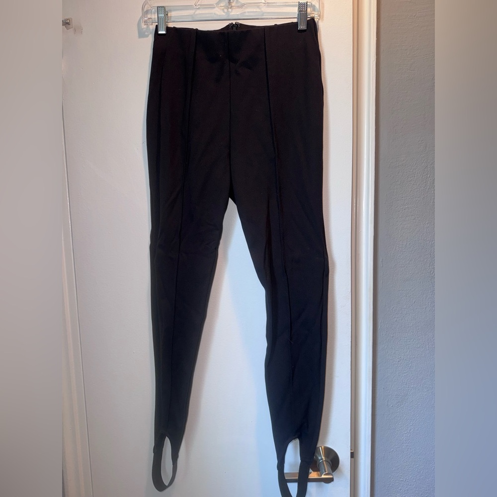 Lovers & Friends Revolve Penn Stirrup Pant NWT - Picture 7 of 10